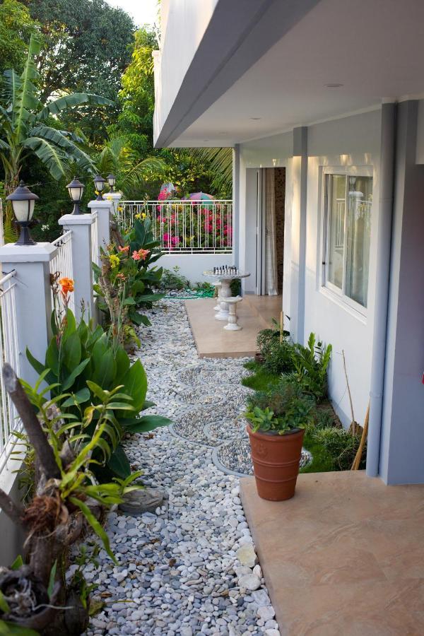 Victoria'S Bed & Breakfast ปูแอร์โตกาเลรา ภายนอก รูปภาพ