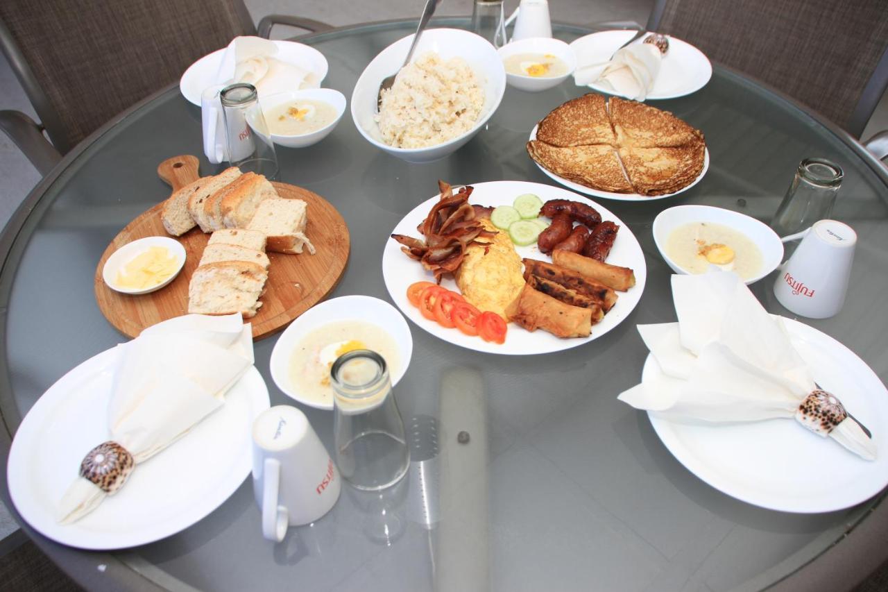 Victoria'S Bed & Breakfast ปูแอร์โตกาเลรา ภายนอก รูปภาพ