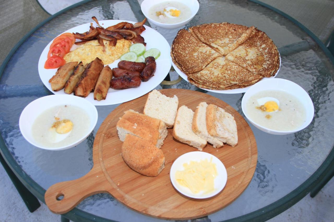 Victoria'S Bed & Breakfast ปูแอร์โตกาเลรา ภายนอก รูปภาพ