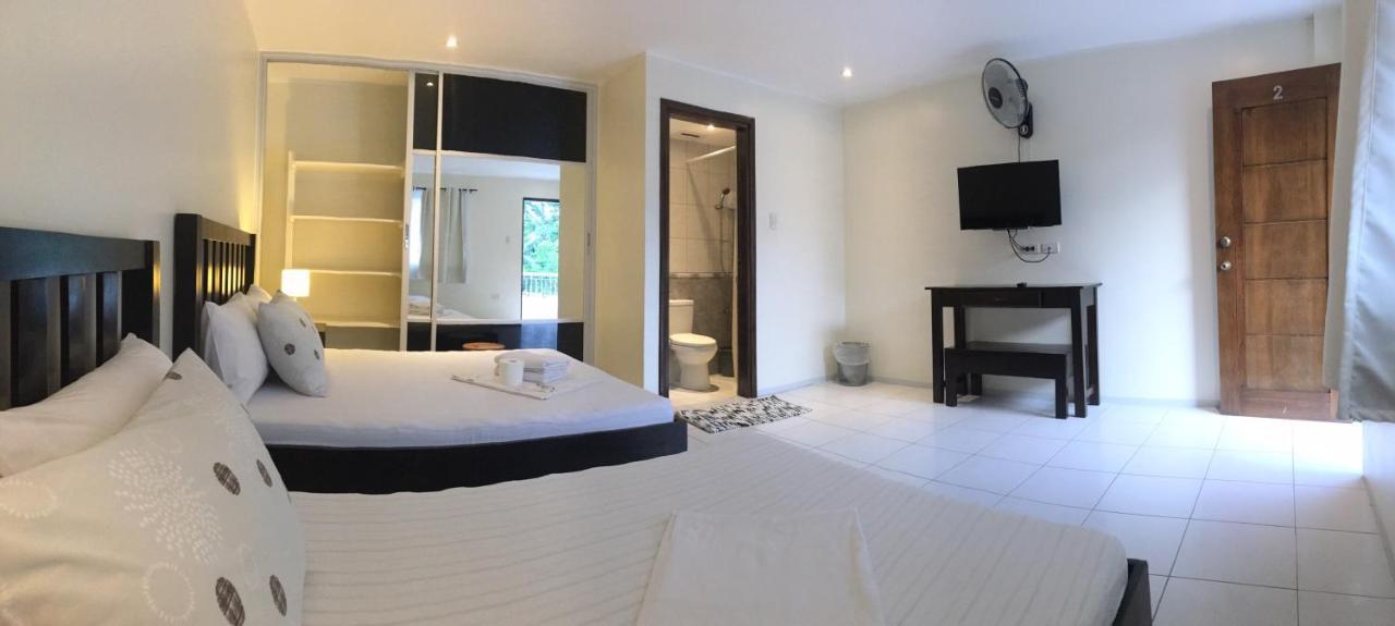 Victoria'S Bed & Breakfast ปูแอร์โตกาเลรา ภายนอก รูปภาพ